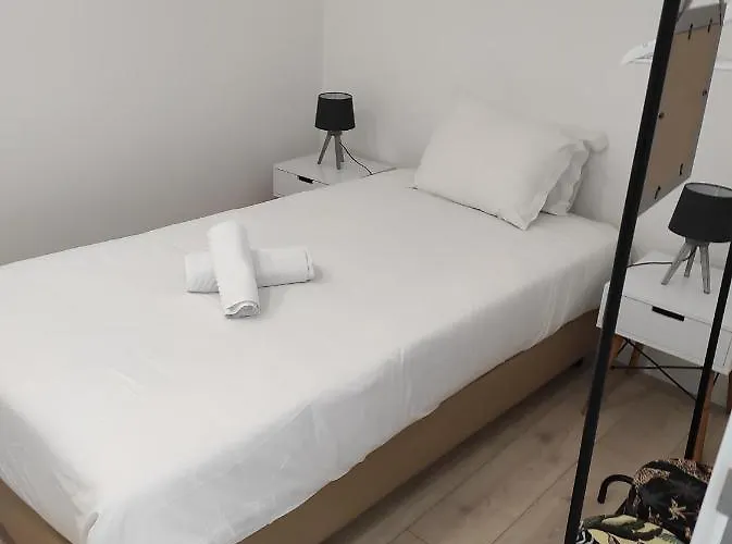 Vakantiehuis Casinha Bonecas By Viva A Vida - Alojamentos &